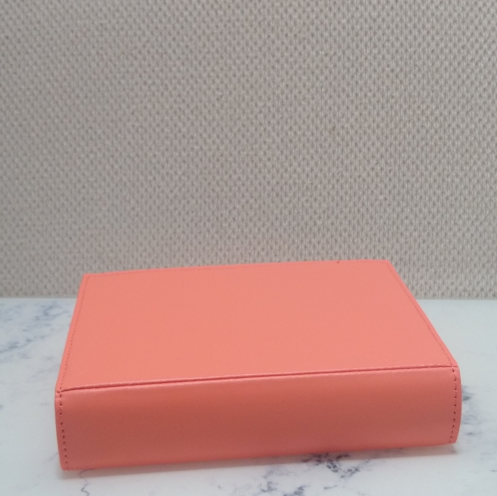 Chanel Makeup Takeaways The Nature Getaway Limited Edition Pouch Clutch - Picture 6 of 11